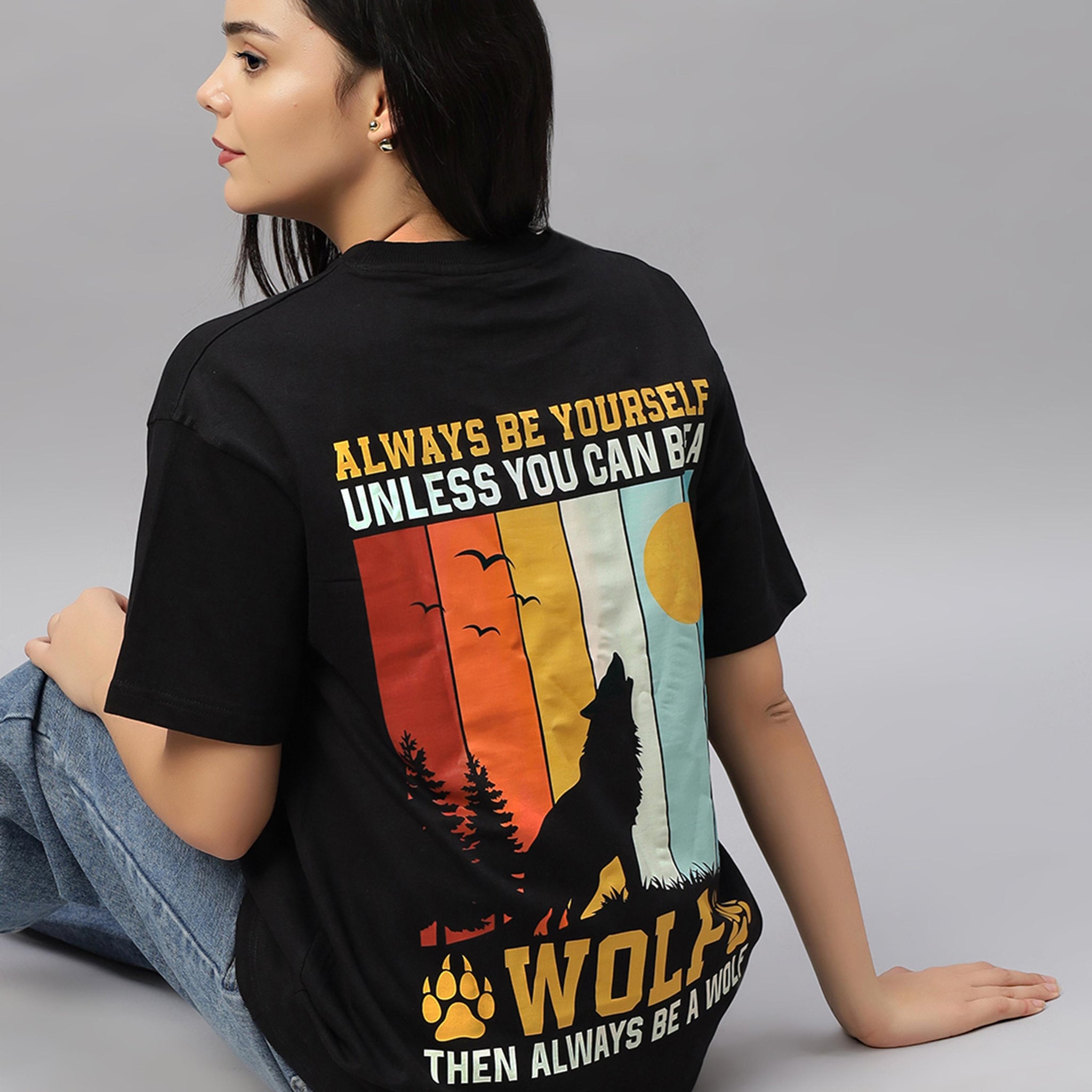 Wolf Black Oversized Unisex T-Shirt